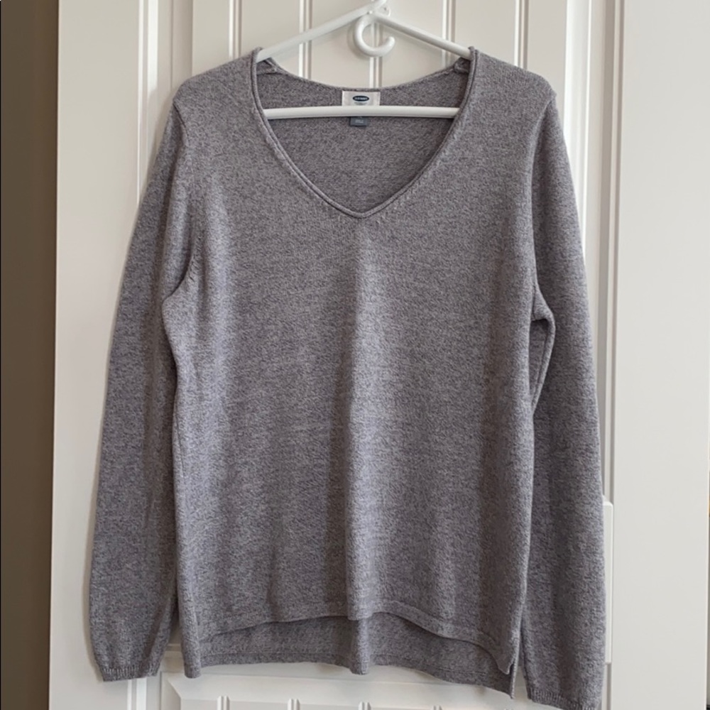Old Navy Gray V-Neck Sweater